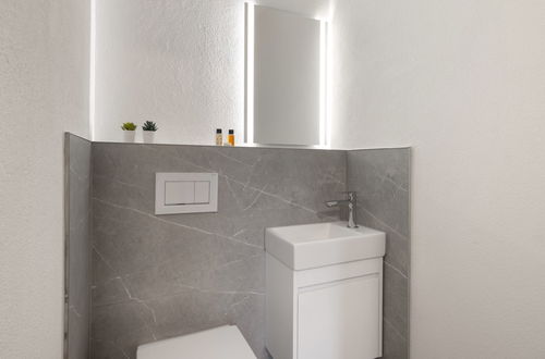 Foto 15 - Apartamento de 2 quartos em Davos com jardim