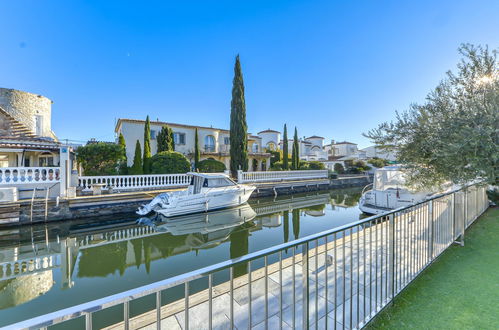 Foto 30 - Casa de 4 habitaciones en Castelló d'Empúries con piscina privada y vistas al mar