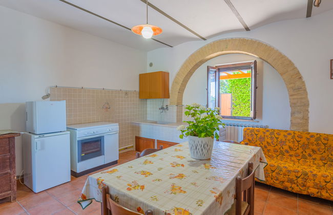 Casa de 4 quartos em Crecchio com piscina privada e jardim - Foto 6
