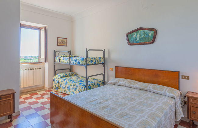 Casa de 4 quartos em Crecchio com piscina privada e jardim - Foto 10