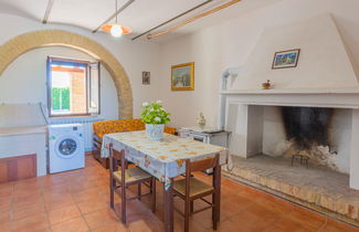 Foto 3 - Casa con 4 camere da letto a Crecchio con piscina privata e giardino