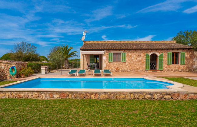 3 bedroom House in Campos with private pool and garden - Photo 1