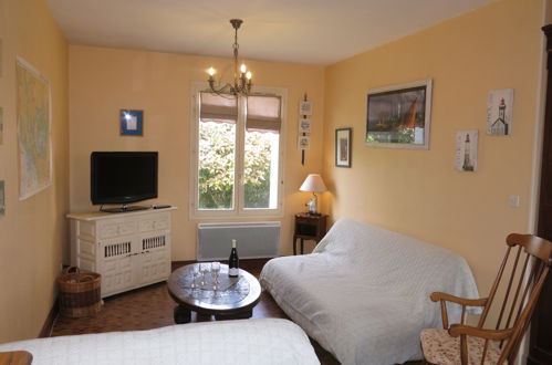 Photo 3 - 2 bedroom House in Arzon with garden and sea view