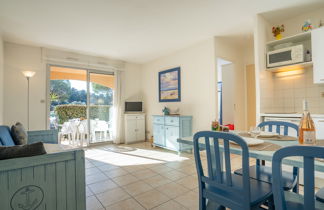 Photo 3 - Appartement de 2 chambres à Fréjus avec piscine et terrasse