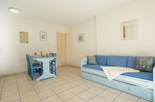 Foto 8 - Apartamento de 2 habitaciones en Fréjus con piscina y terraza