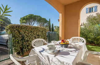 Foto 1 - Appartamento con 2 camere da letto a Fréjus con piscina e terrazza