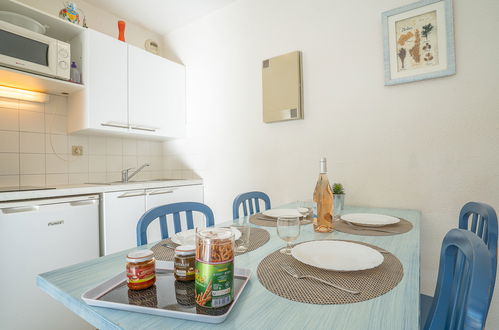 Foto 6 - Apartamento de 2 habitaciones en Fréjus con piscina y terraza