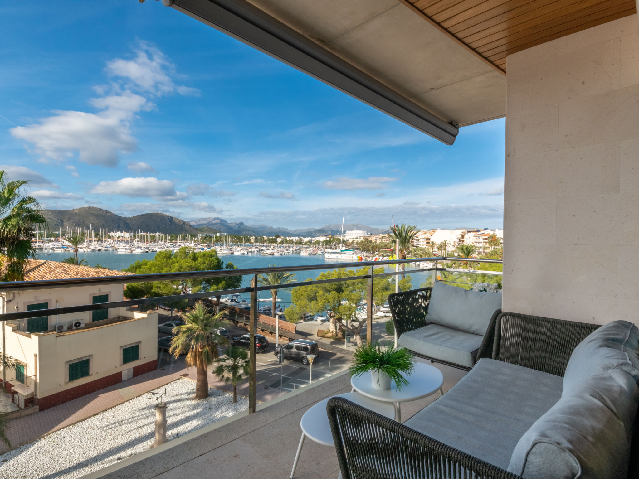 Photo 2 - 3 bedroom Apartment in Alcúdia with terrace and sea view