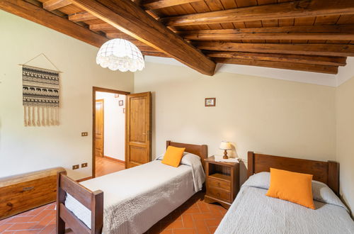 Foto 21 - Casa de 5 quartos em Loro Ciuffenna com piscina privada e jardim