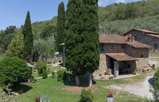 Photo 2 - 5 bedroom House in Loro Ciuffenna with private pool and garden