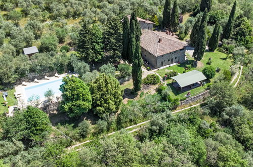 Foto 48 - Haus mit 5 Schlafzimmern in Loro Ciuffenna mit privater pool und garten
