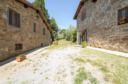 Foto 43 - Casa de 5 quartos em Loro Ciuffenna com piscina privada e jardim
