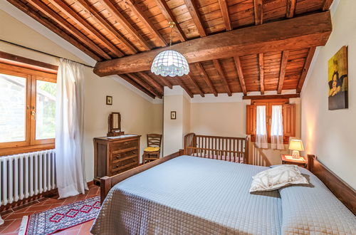 Foto 23 - Casa de 5 quartos em Loro Ciuffenna com piscina privada e jardim