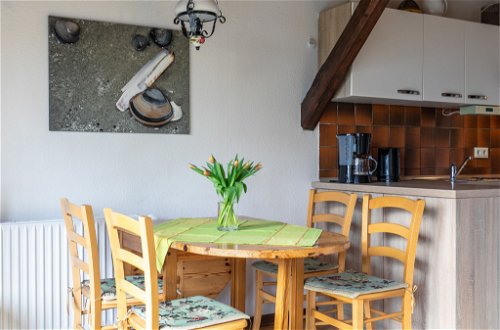 Photo 12 - 2 bedroom Apartment in Friedrichskoog with garden and sea view