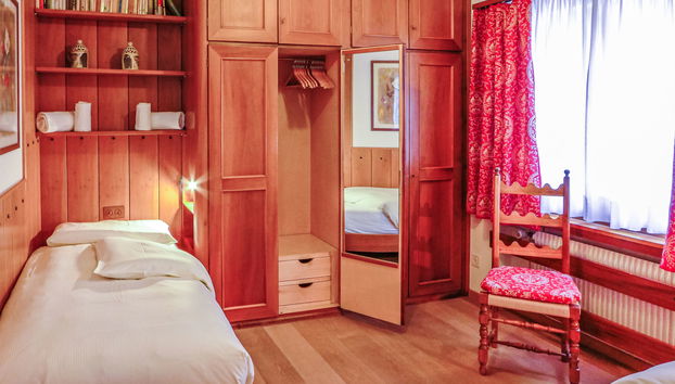 Apartment mit 4 Schlafzimmern in Sankt Moritz mit garten - Foto 3