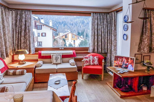 Photo 7 - Appartement de 3 chambres à Sankt Moritz avec vues sur la montagne