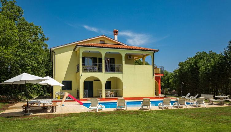 Foto 1 - Casa de 7 habitaciones en Sveta Nedelja con piscina privada y vistas al mar