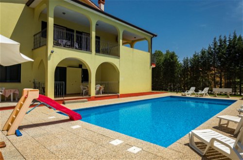 Foto 21 - Casa de 7 habitaciones en Sveta Nedelja con piscina privada y vistas al mar