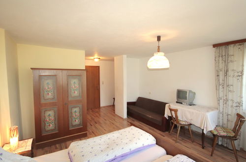 Foto 21 - Apartamento de 2 quartos em Pill com jardim e terraço