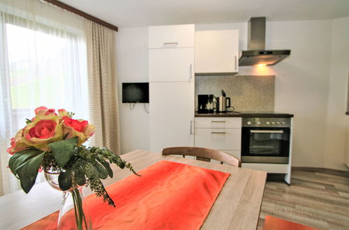 Foto 10 - Appartamento con 2 camere da letto a Pill con giardino e terrazza