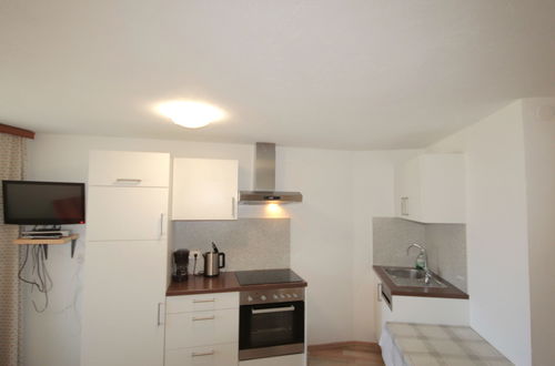 Foto 13 - Apartamento de 2 quartos em Pill com jardim e terraço