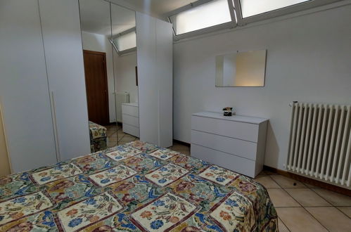 Foto 13 - Appartamento con 3 camere da letto a Gravedona ed Uniti con vista sulle montagne