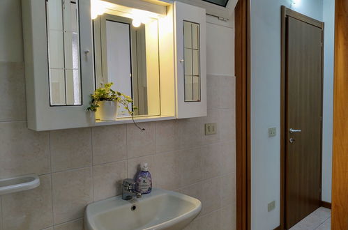 Photo 18 - 3 bedroom Apartment in Gravedona ed Uniti