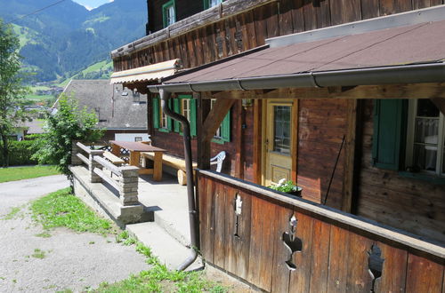 Photo 41 - 6 bedroom House in Ramsau im Zillertal with garden and terrace