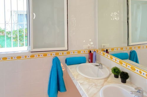 Photo 9 - 3 bedroom House in Dénia with private pool and garden