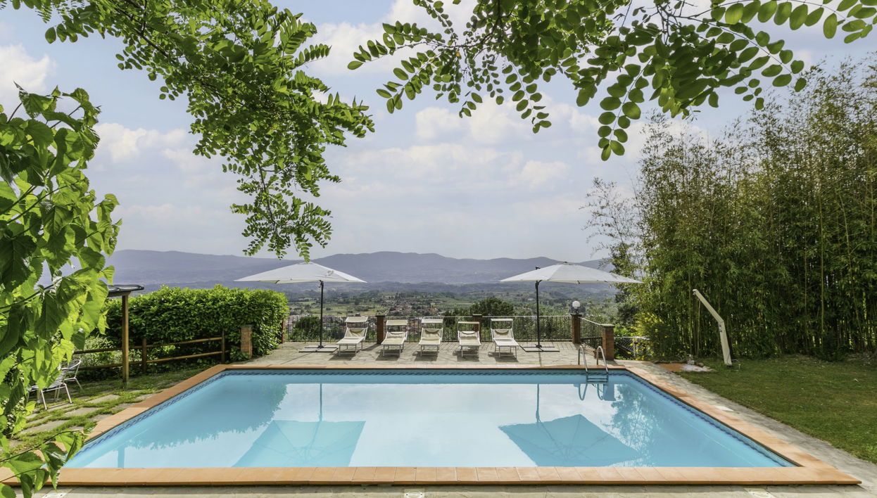 Casa de 3 quartos em Reggello com piscina e jardim - Foto 1
