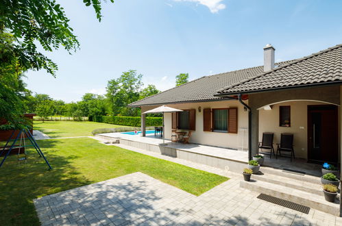 Photo 40 - 3 bedroom House in Balatonszemes with private pool and garden