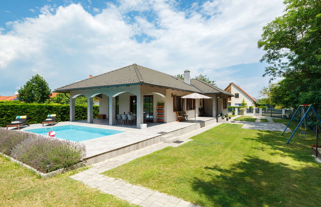 Casa de 3 quartos em Balatonszemes com piscina privada e jardim - Foto 28
