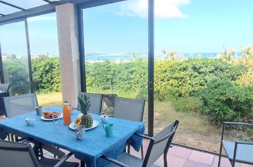 Photo 2 - 3 bedroom House in Six-Fours-les-Plages with garden