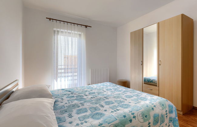 Apartamento de 1 quarto em Umag com jardim e terraço - Foto 18