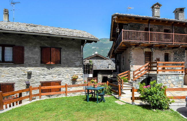 Apartamento de 1 quarto em Fénis com jardim - Foto 22