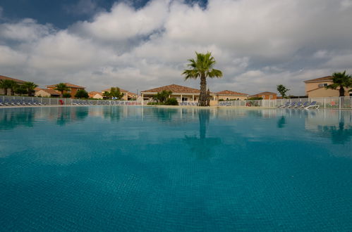 Photo 20 - House in Fabrègues with swimming pool and garden