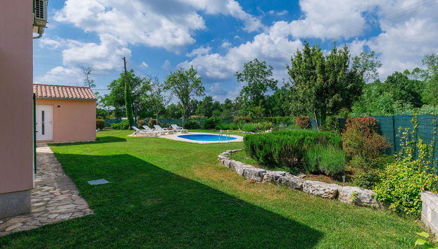Maison de 3 chambres à Grožnjan avec piscine privée et jardin - Photo 5