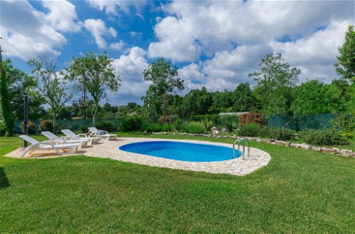 Foto 19 - Casa con 2 camere da letto a Grožnjan con piscina privata e giardino