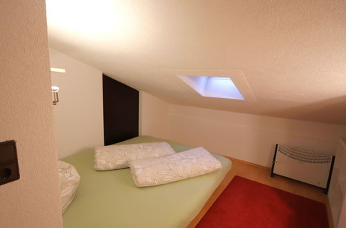 Foto 19 - Apartamento de 3 quartos em Pians com jardim