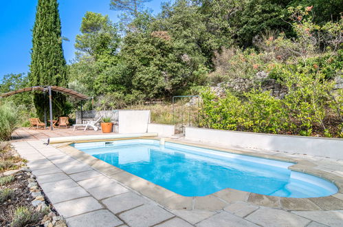 Foto 30 - Casa con 2 camere da letto a Châteaudouble con piscina privata e giardino