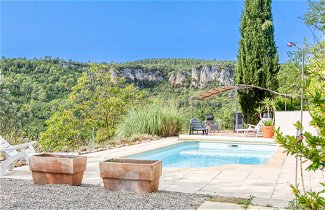 Foto 1 - Casa con 2 camere da letto a Châteaudouble con piscina privata e giardino