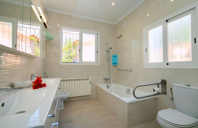 Casa de 4 quartos em l'Alfàs del Pi com piscina privada e jardim - Foto 14
