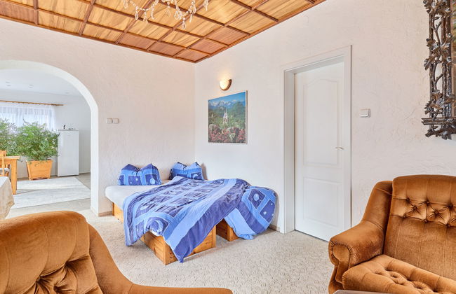 2 bedroom Apartment in Vrchlabí with private pool and garden - Foto 10