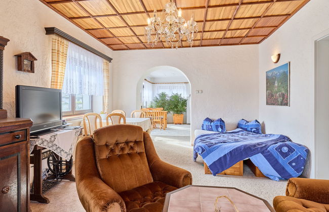 2 bedroom Apartment in Vrchlabí with private pool and garden - Foto 8