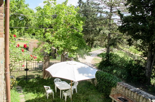 Foto 23 - Apartamento de 2 habitaciones en Monteriggioni con piscina y jardín