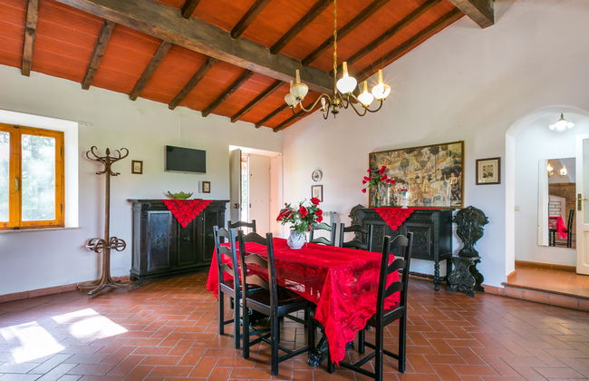 Apartamento de 3 quartos em Monteriggioni com piscina e jardim - Foto 4
