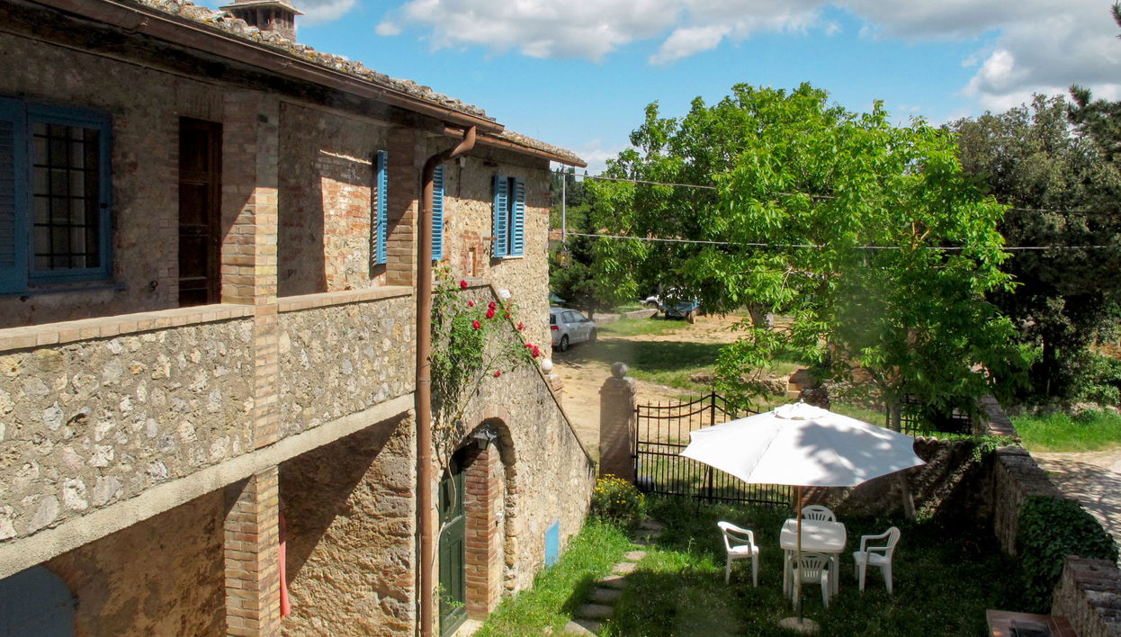Apartamento de 3 quartos em Monteriggioni com piscina e jardim - Foto 1