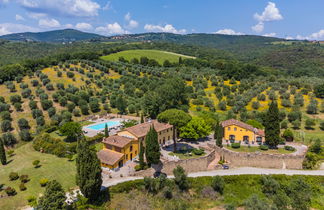 Foto 3 - Appartamento con 1 camera da letto a Capraia e Limite con piscina e giardino