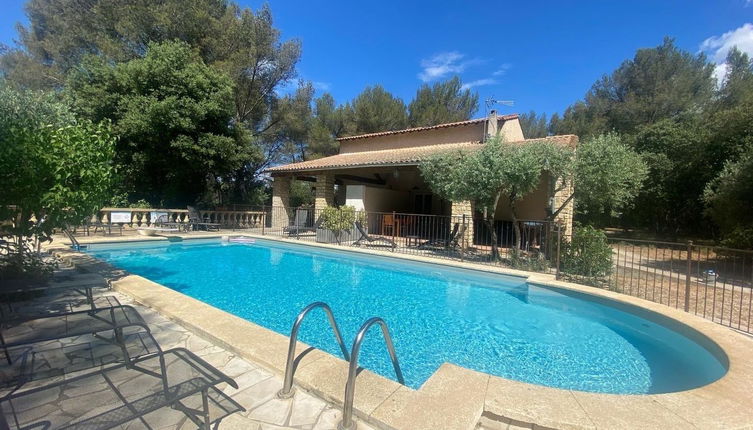 Photo 1 - Maison de 2 chambres à Grans avec piscine et jardin