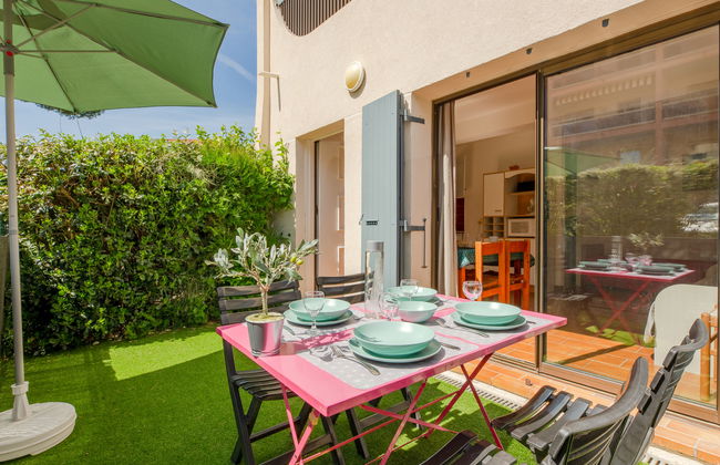Apartment mit 1 Schlafzimmer in Sainte-Maxime mit schwimmbad und garten - Foto 1